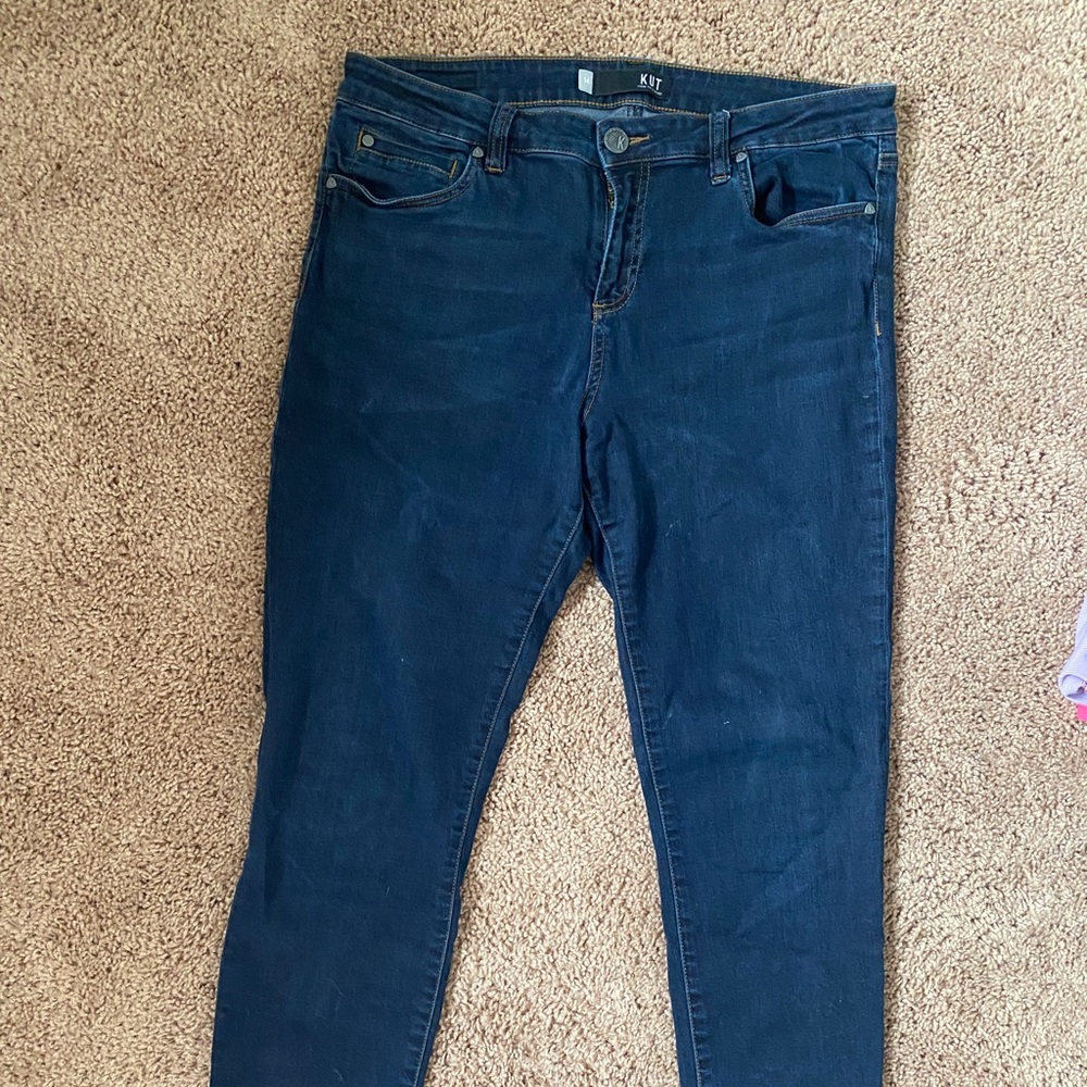 Kut from the Kloth Skinny jeans with frayed hem